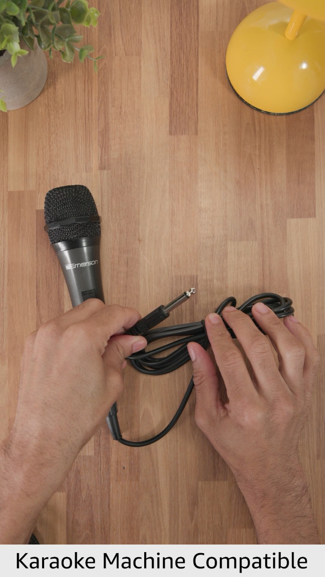 Amazon.com: Karaoke USA M187 Professional Dynamic Microphone